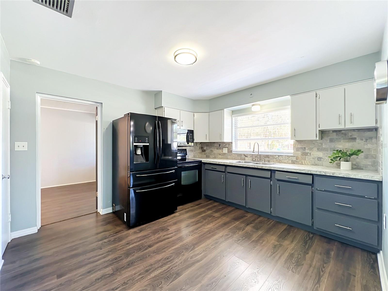 2980 WESTLAND Rd MOUNT DORA, FL 32757