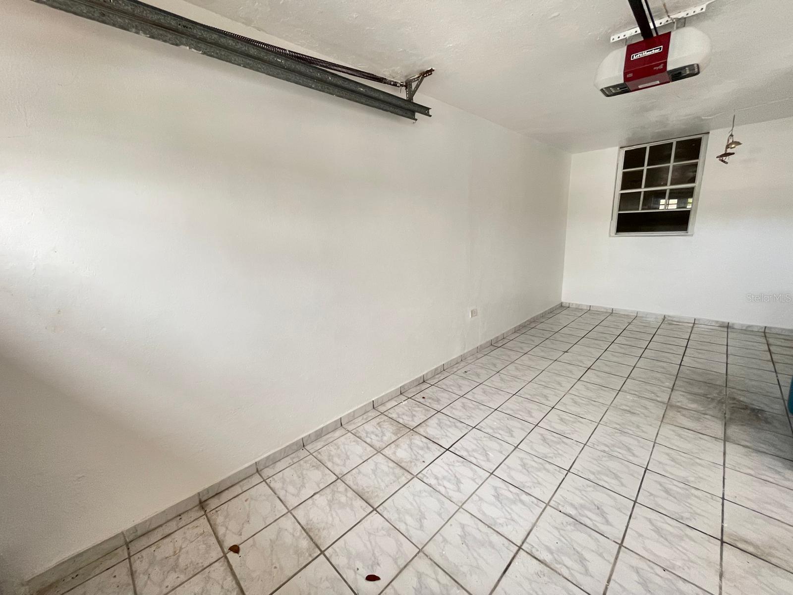 CALLE 2 VILLA DEL ROSARIO #D5 NAGUABO, PR 00718