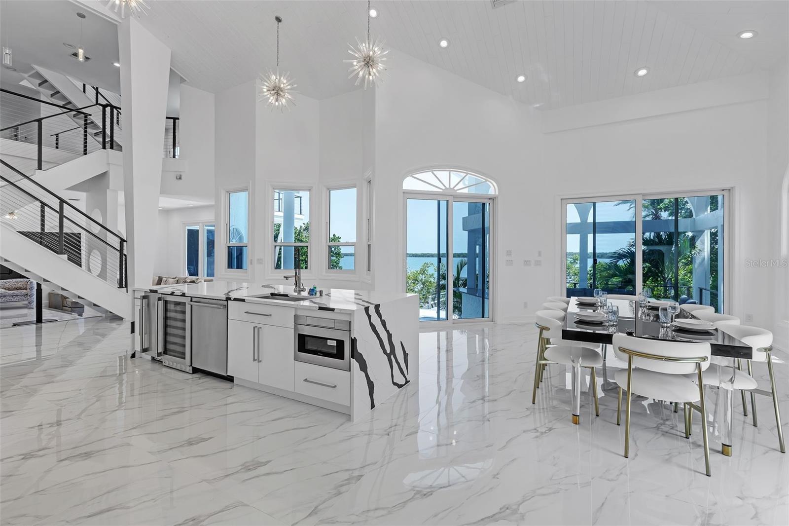 5212 62ND Ave ST PETERSBURG, FL 33715