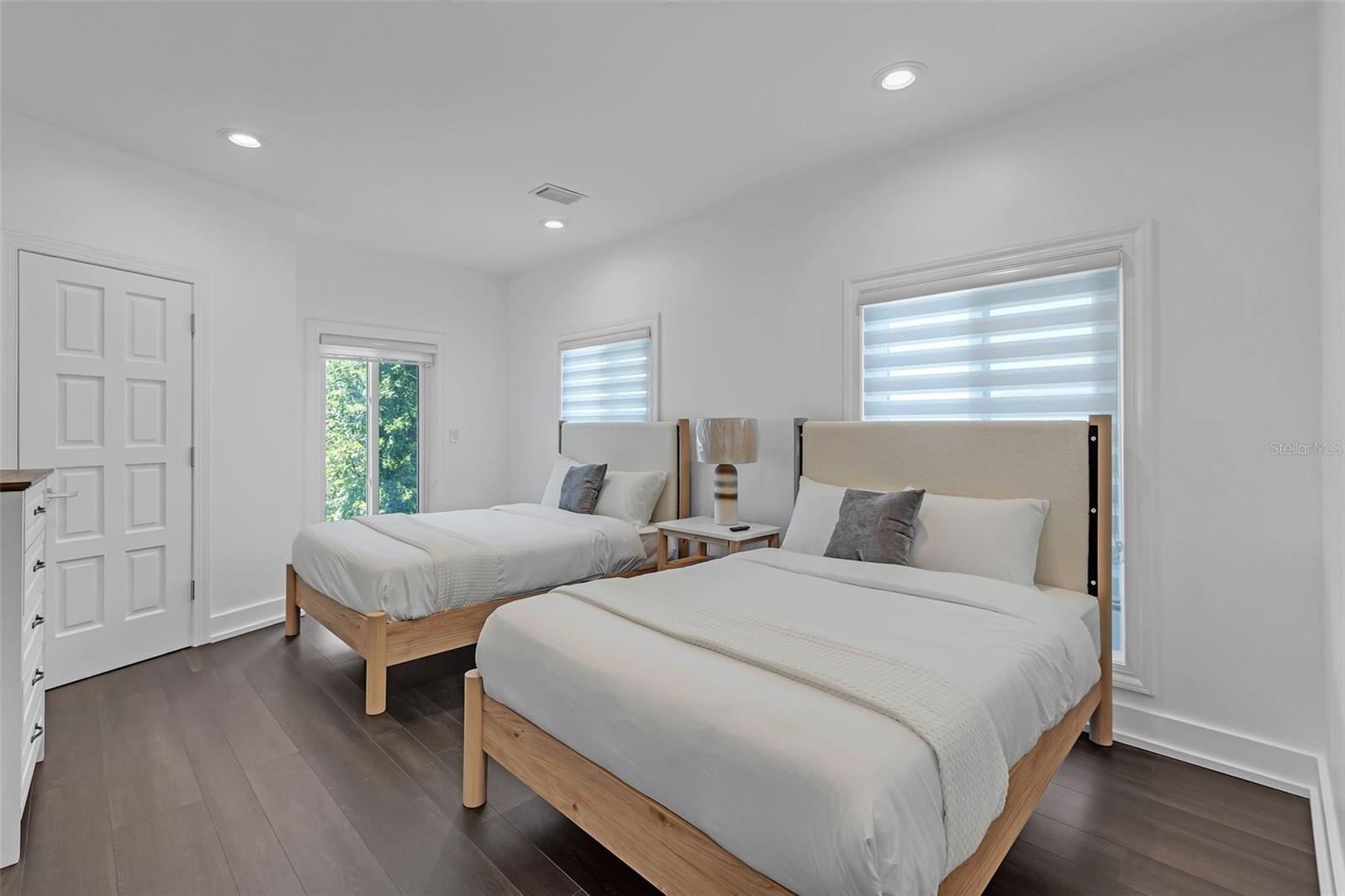 5212 62ND Ave ST PETERSBURG, FL 33715