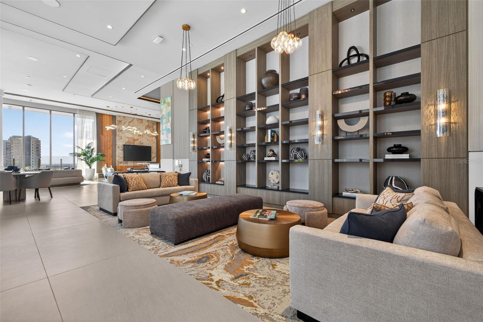 275 1ST Ave #4202 ST PETERSBURG, FL 33701