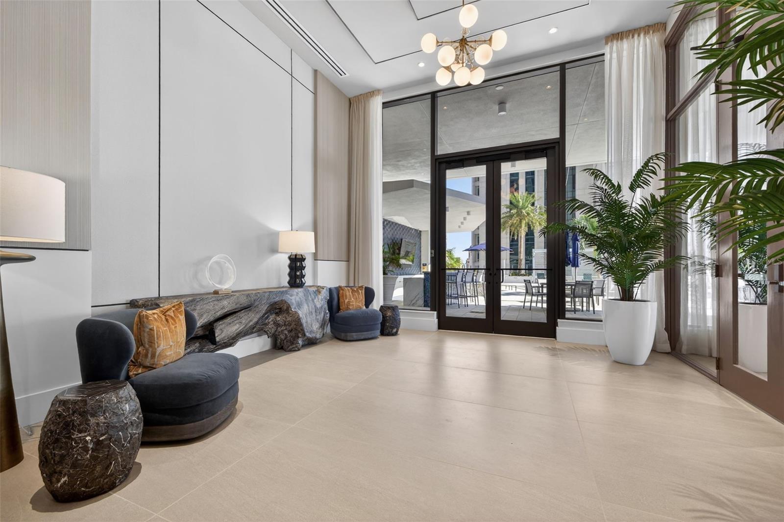 275 1ST Ave #4202 ST PETERSBURG, FL 33701