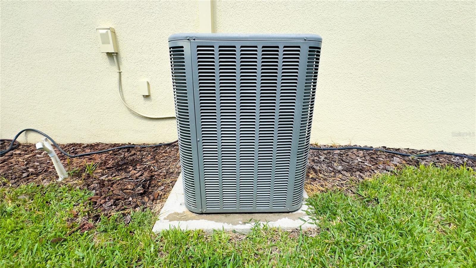 1217 SEBURN Rd APOPKA, FL 32703