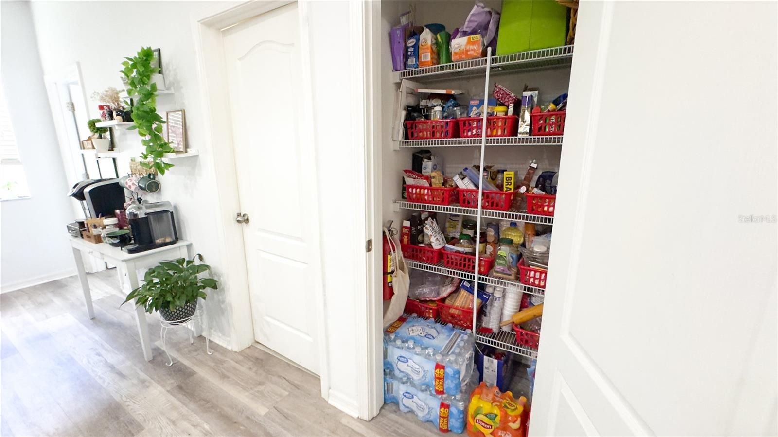 1217 SEBURN Rd APOPKA, FL 32703