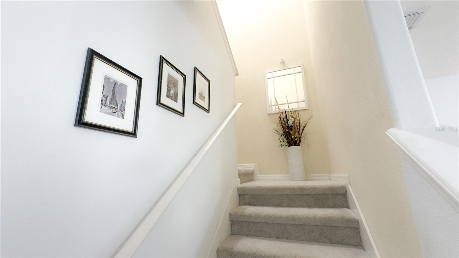 1217 SEBURN Rd APOPKA, FL 32703