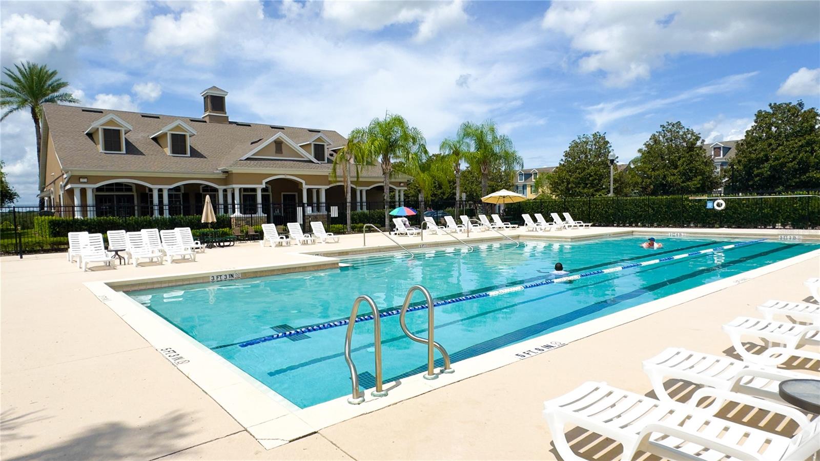 1217 SEBURN Rd APOPKA, FL 32703