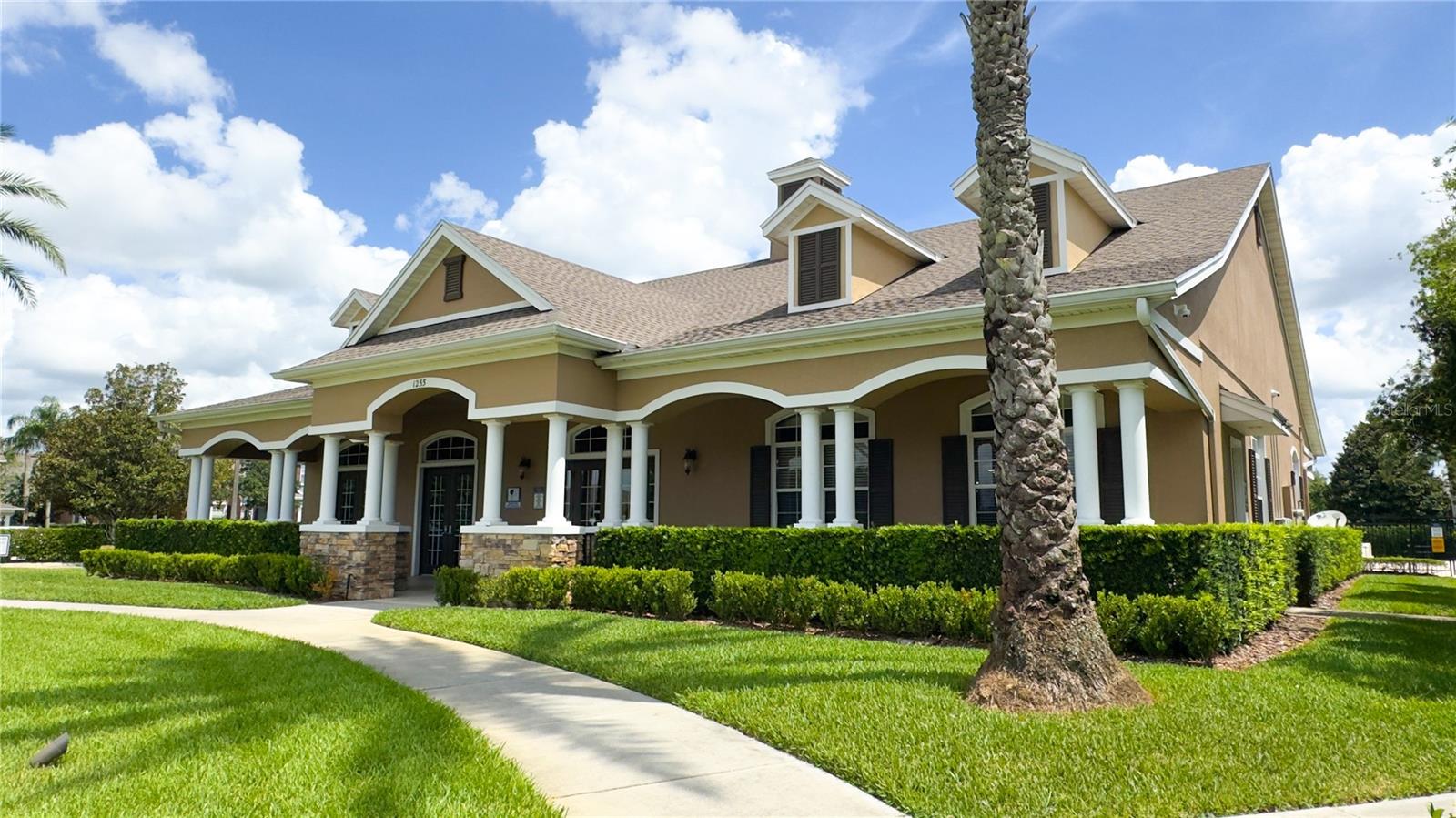 1217 SEBURN Rd APOPKA, FL 32703