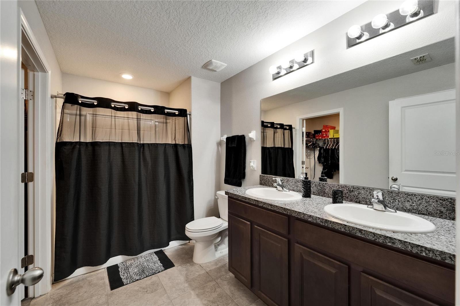 10119 ROSE PETAL Pl RIVERVIEW, FL 33578