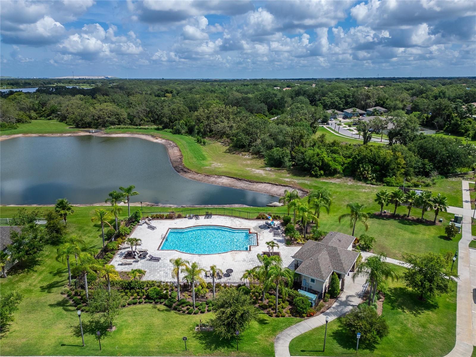 10119 ROSE PETAL Pl RIVERVIEW, FL 33578