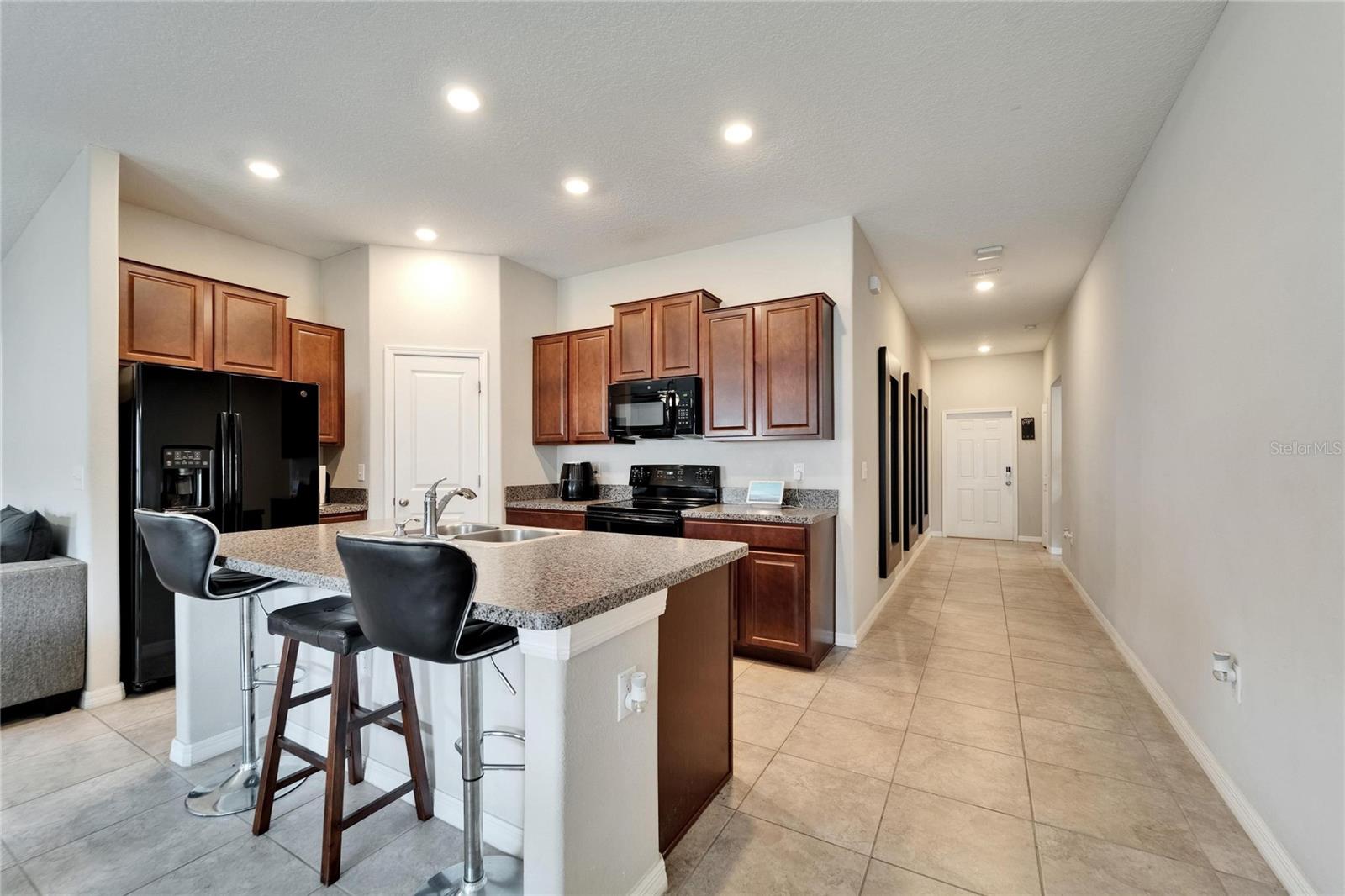 10119 ROSE PETAL Pl RIVERVIEW, FL 33578