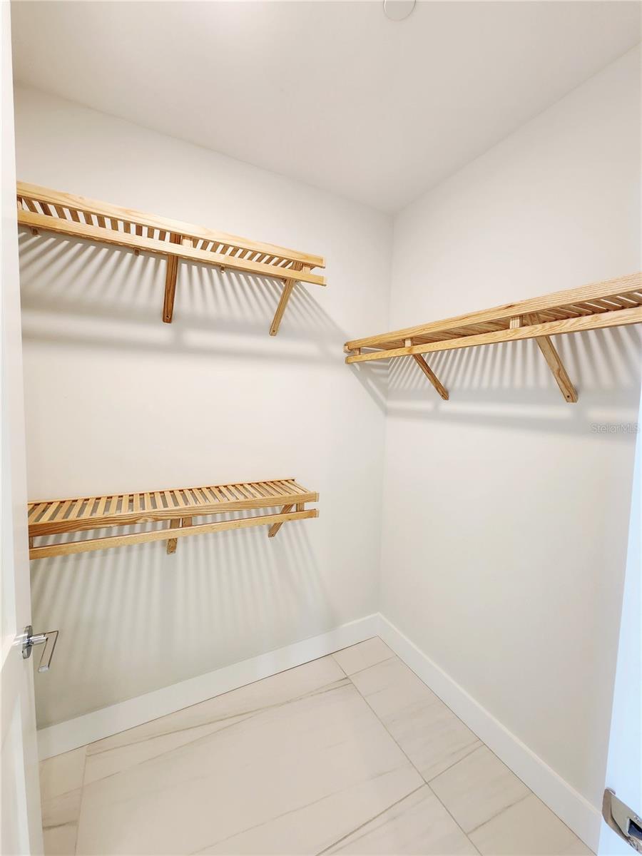 275 1ST Ave #2307 ST PETERSBURG, FL 33701