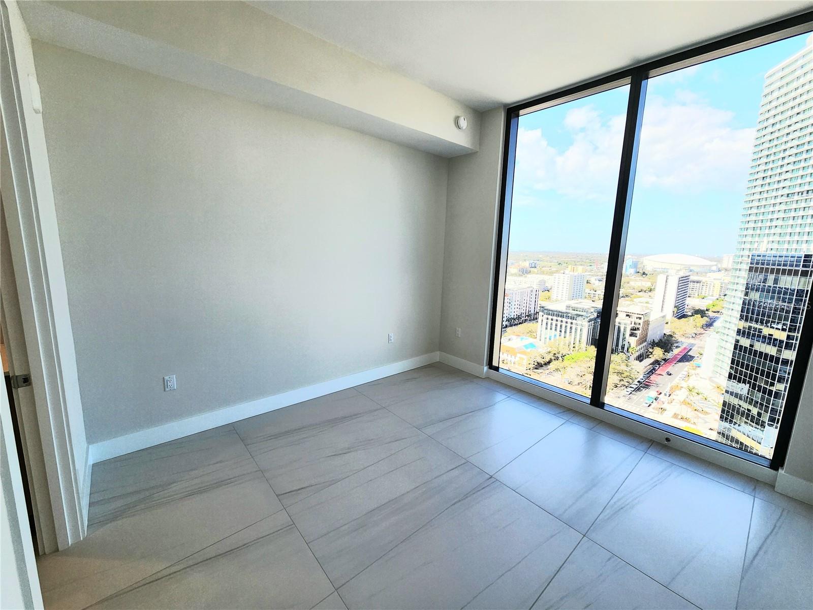 275 1ST Ave #2307 ST PETERSBURG, FL 33701