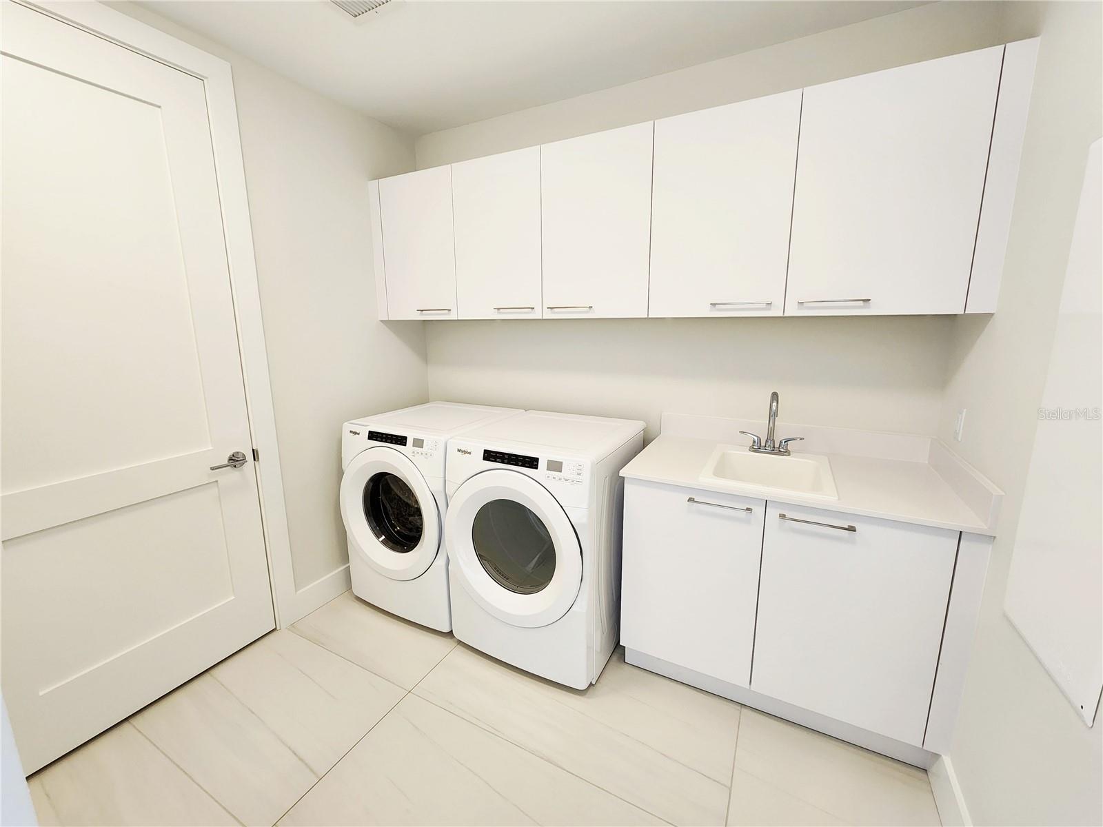 275 1ST Ave #2307 ST PETERSBURG, FL 33701