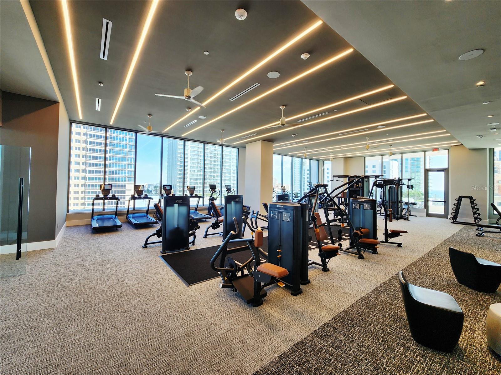 275 1ST Ave #2307 ST PETERSBURG, FL 33701