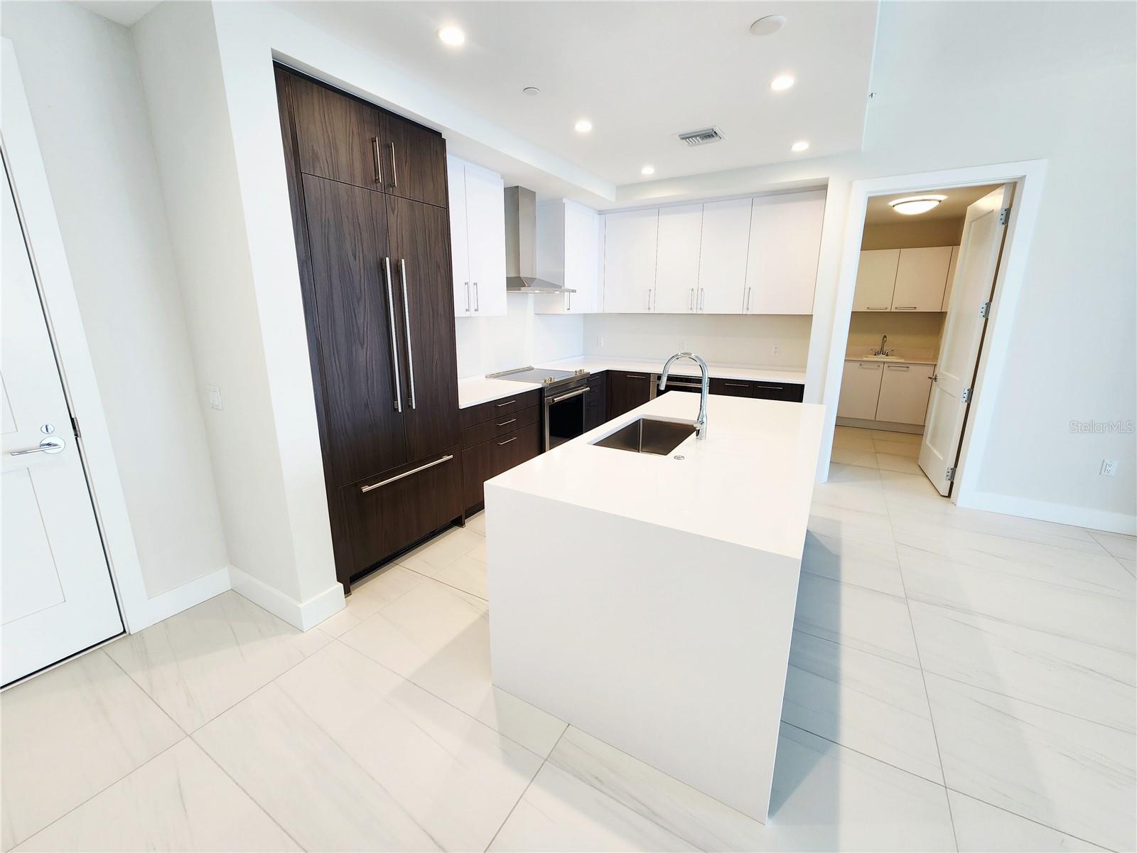 275 1ST Ave #2307 ST PETERSBURG, FL 33701