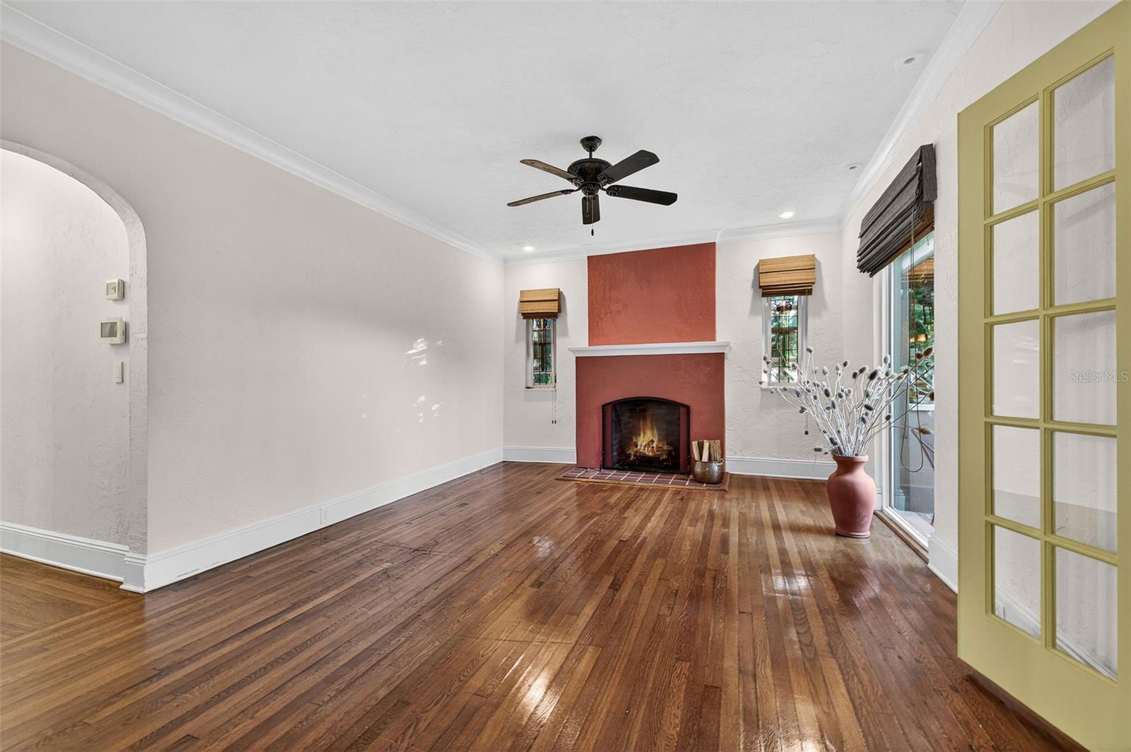 745 16TH Ave ST PETERSBURG, FL 33704