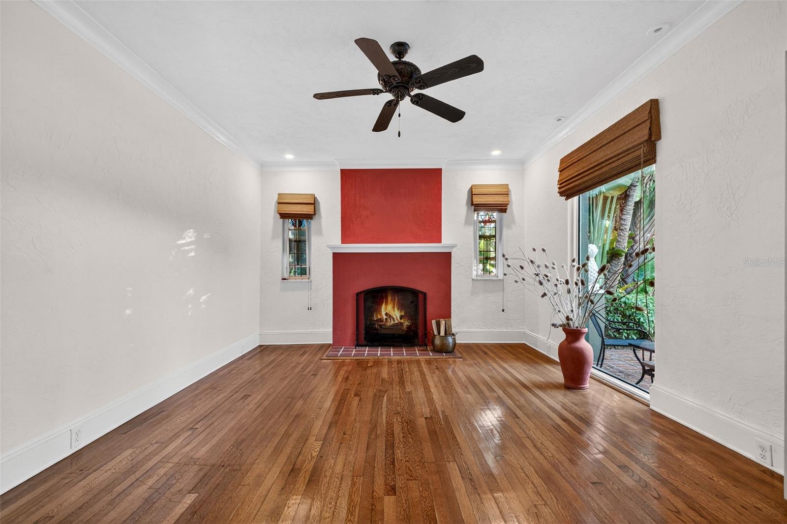 745 16TH Ave ST PETERSBURG, FL 33704