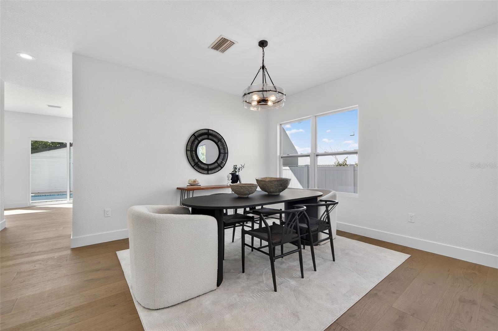 2350 2ND Ave ST PETERSBURG, FL 33713