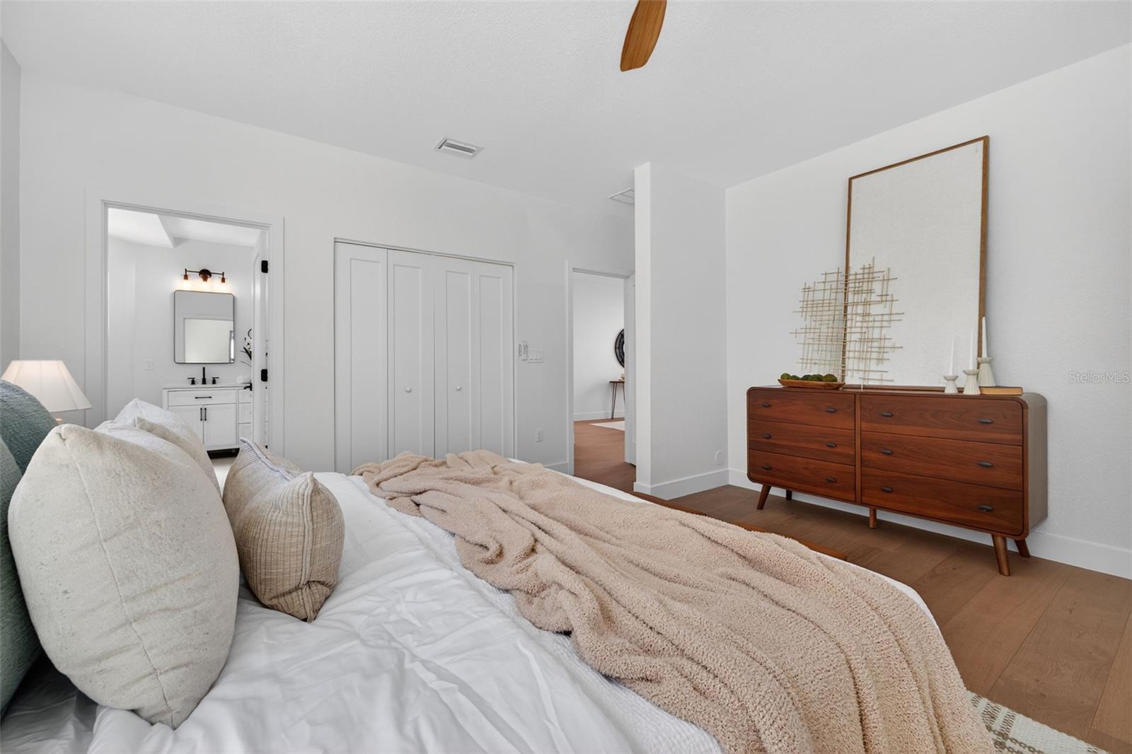 2350 2ND Ave ST PETERSBURG, FL 33713