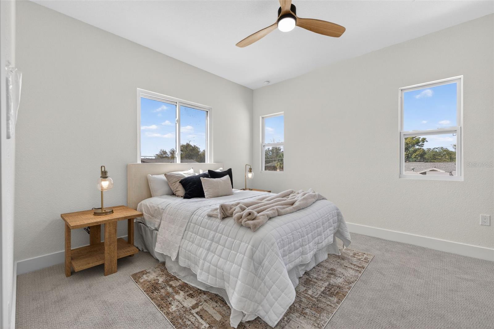 2350 2ND Ave ST PETERSBURG, FL 33713