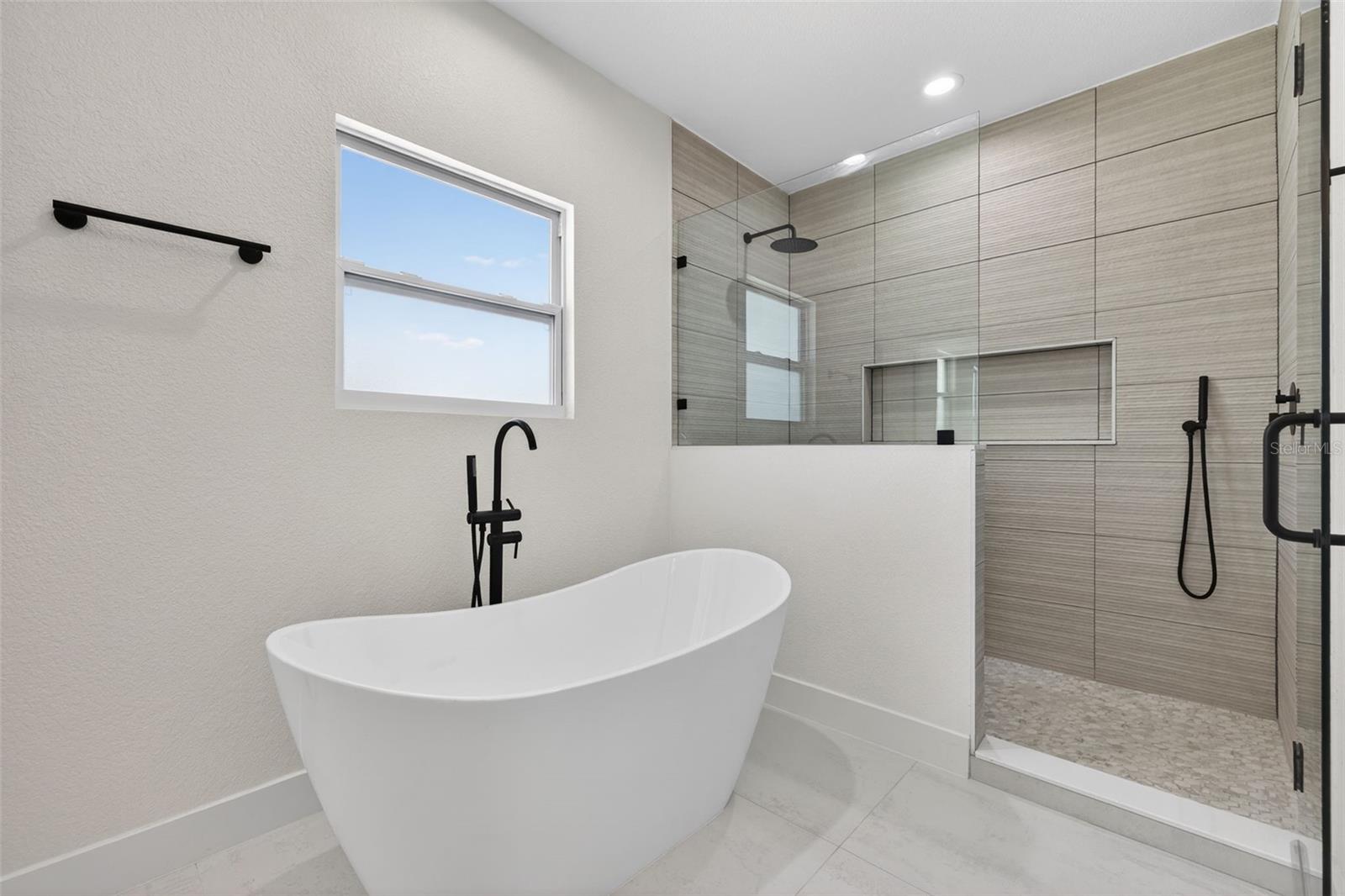 2350 2ND Ave ST PETERSBURG, FL 33713