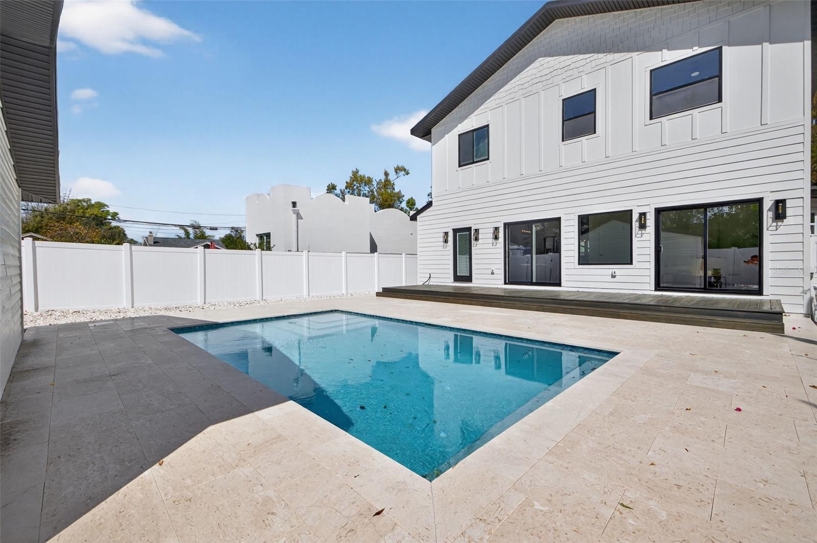 2350 2ND Ave ST PETERSBURG, FL 33713