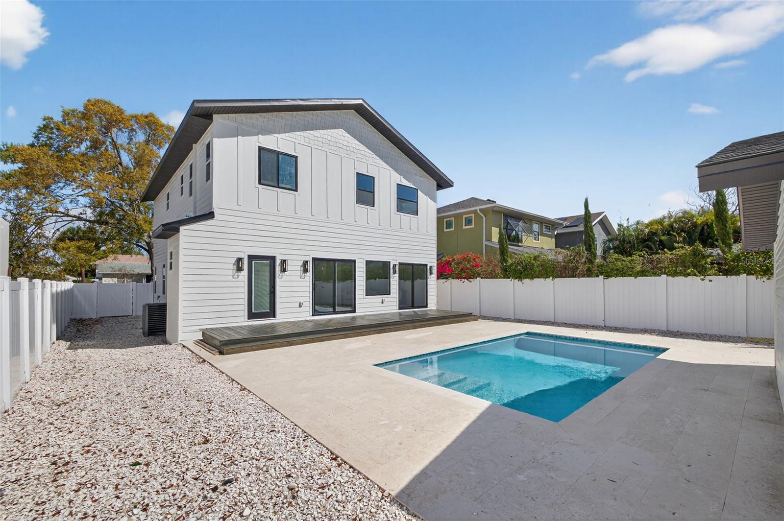 2350 2ND Ave ST PETERSBURG, FL 33713