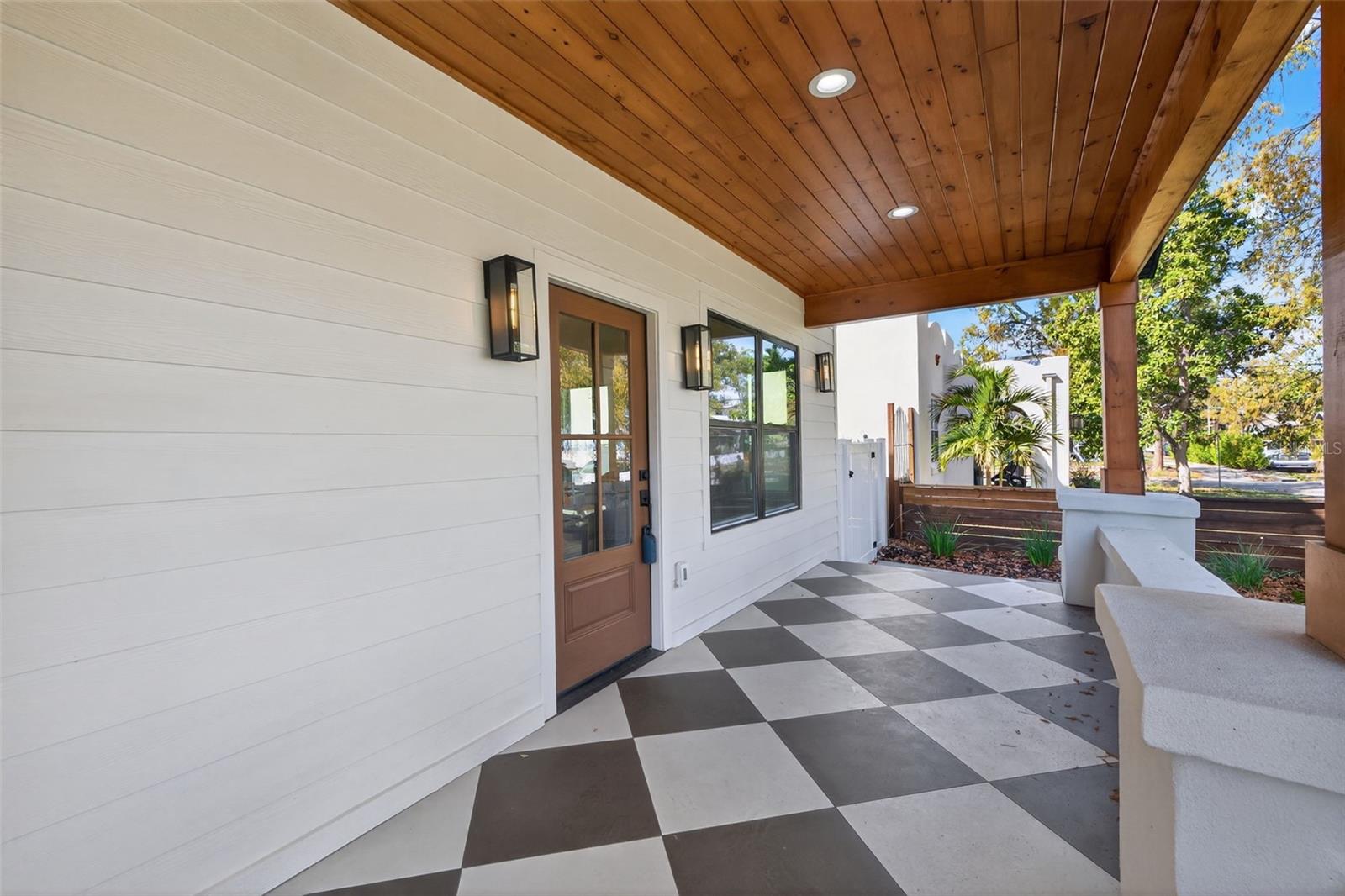 2350 2ND Ave ST PETERSBURG, FL 33713