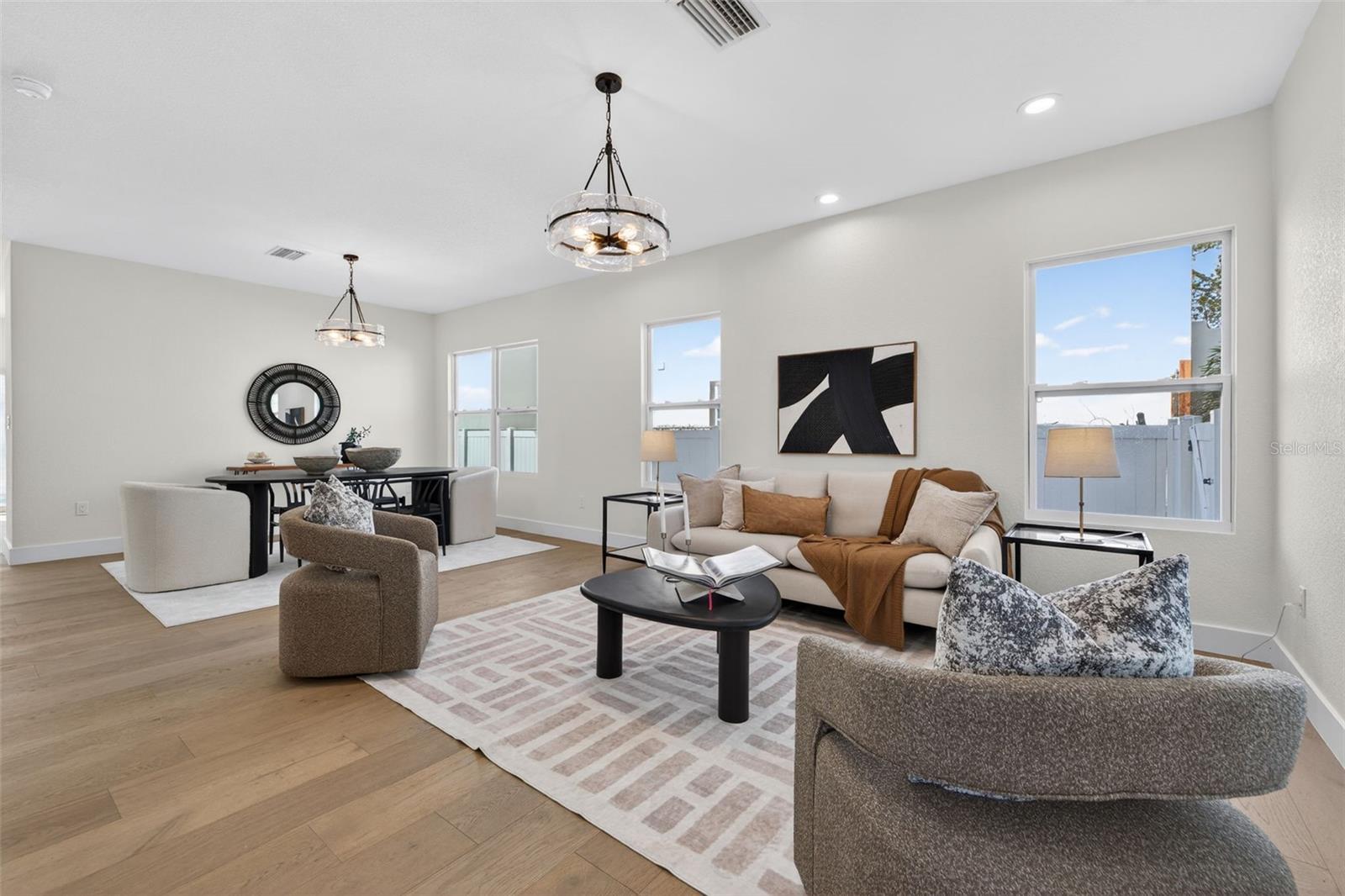 2350 2ND Ave ST PETERSBURG, FL 33713