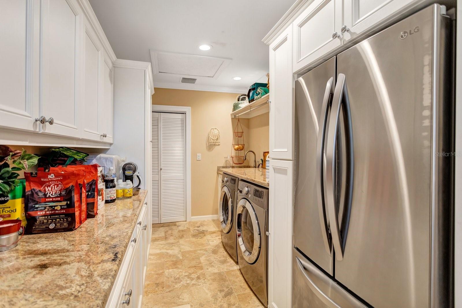 105 ESTADO Way ST PETERSBURG, FL 33704