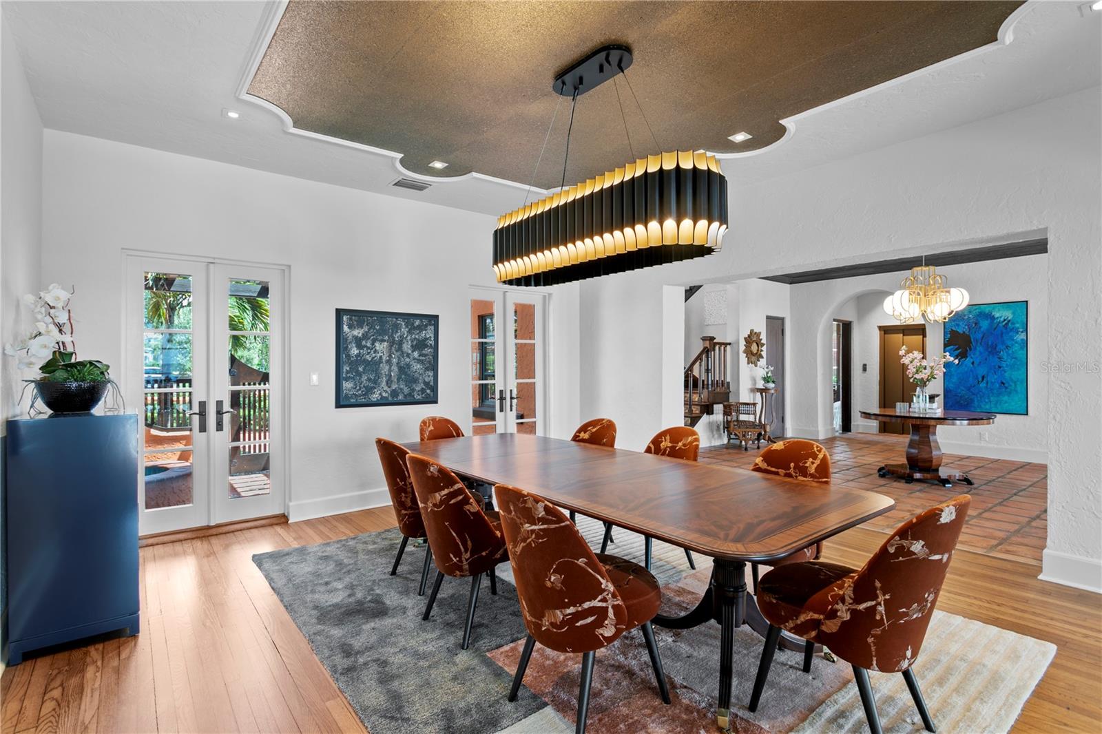 501 BRIGHTWATERS Blvd ST PETERSBURG, FL 33704