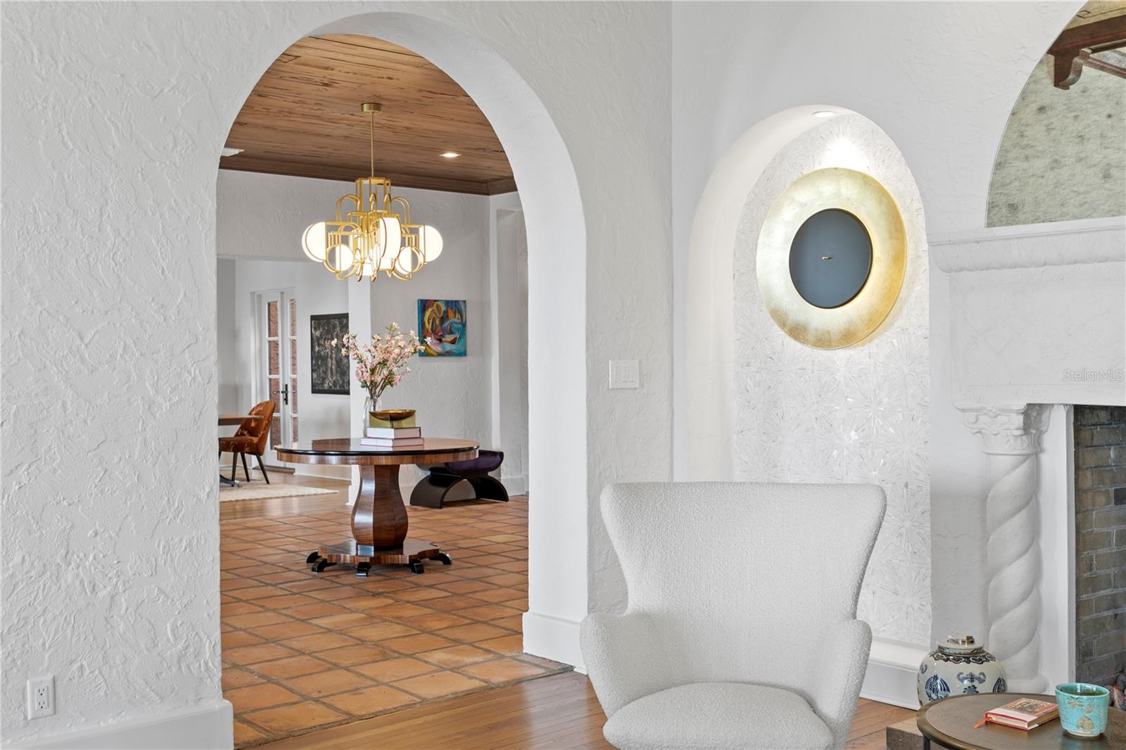 501 BRIGHTWATERS Blvd ST PETERSBURG, FL 33704