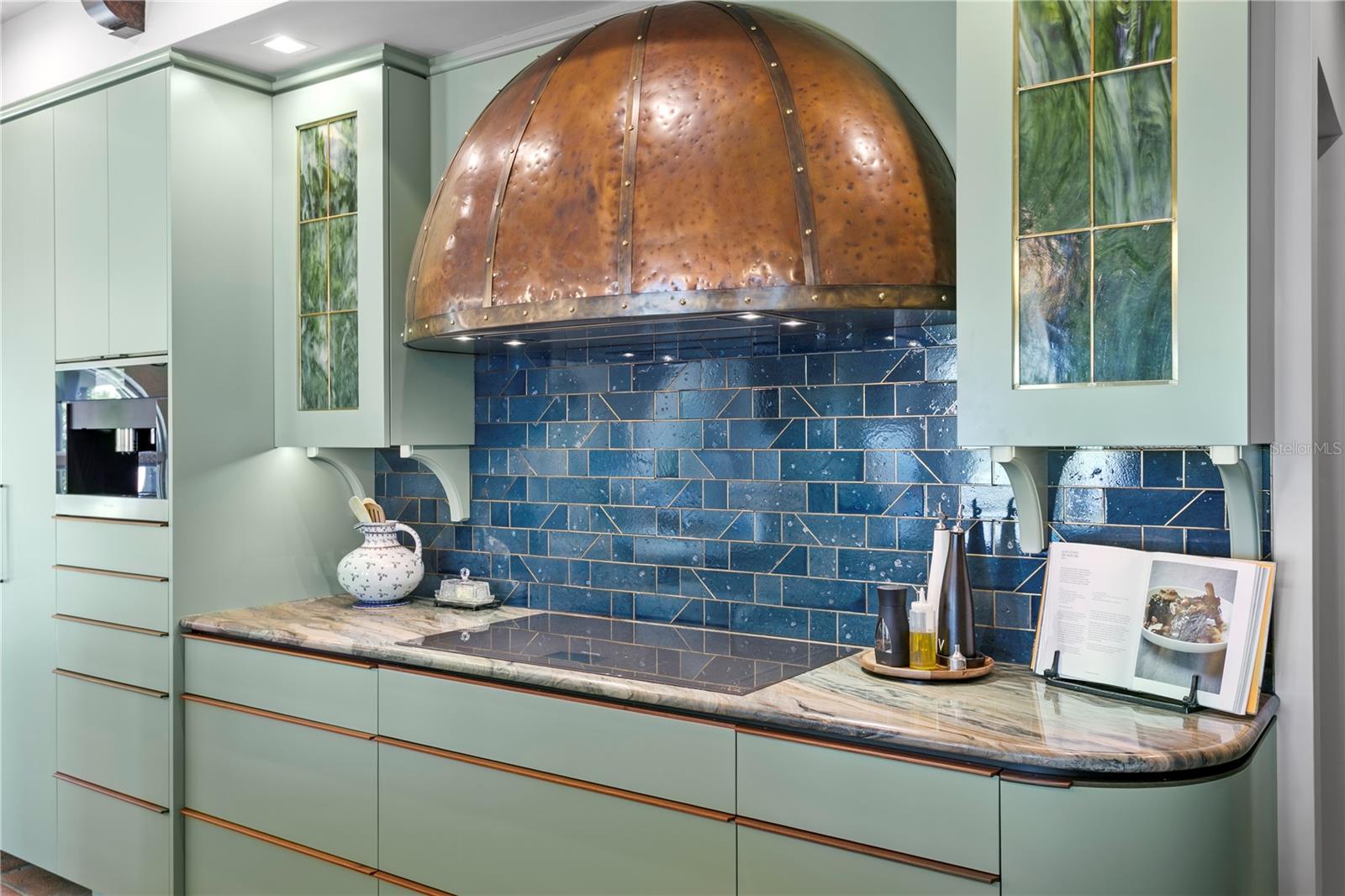 501 BRIGHTWATERS Blvd ST PETERSBURG, FL 33704