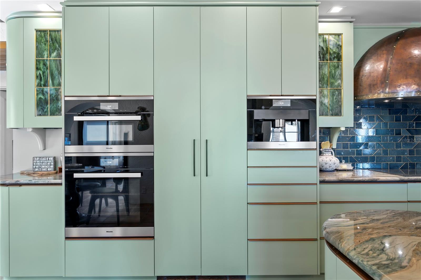 501 BRIGHTWATERS Blvd ST PETERSBURG, FL 33704