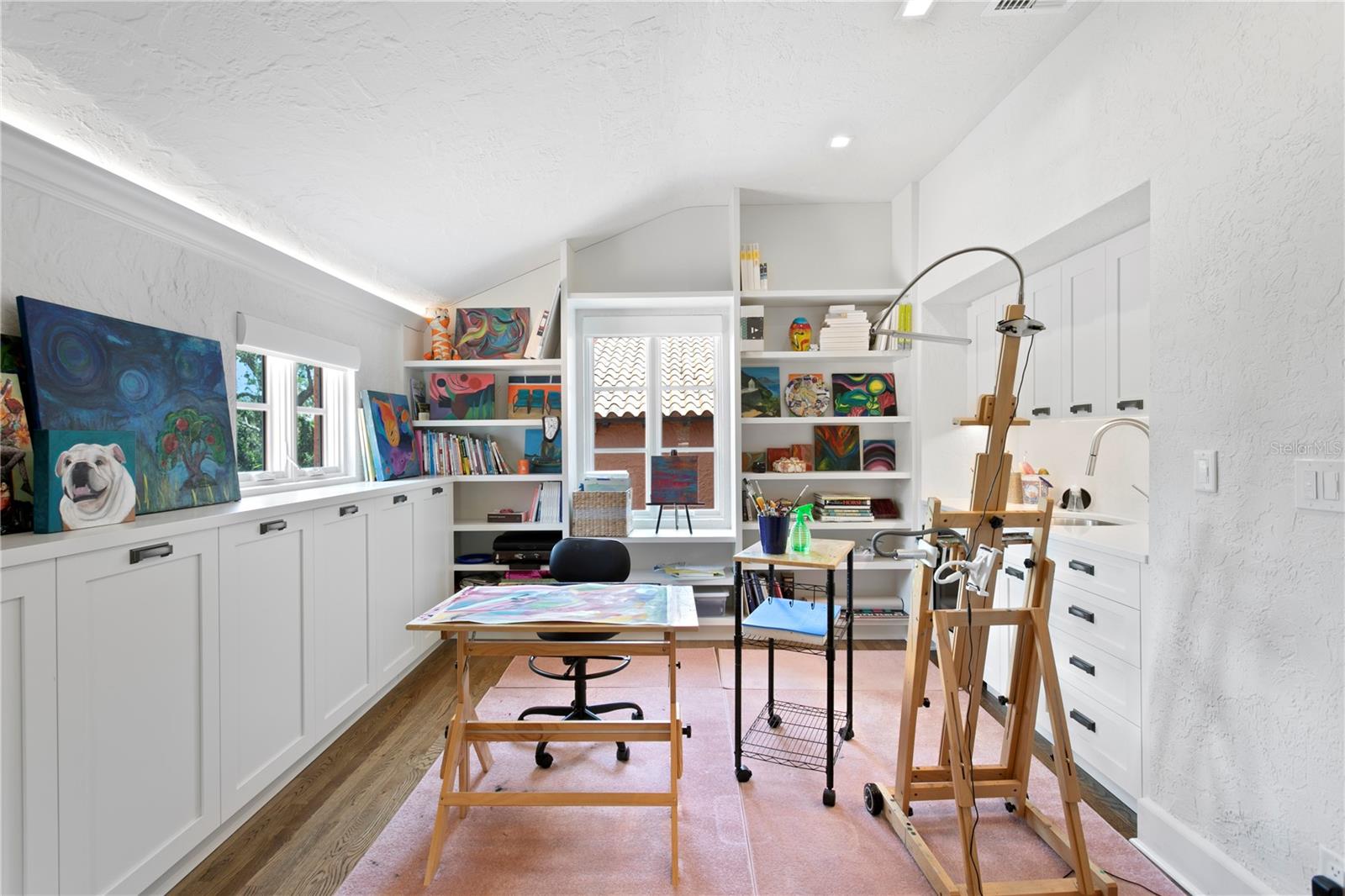 501 BRIGHTWATERS Blvd ST PETERSBURG, FL 33704