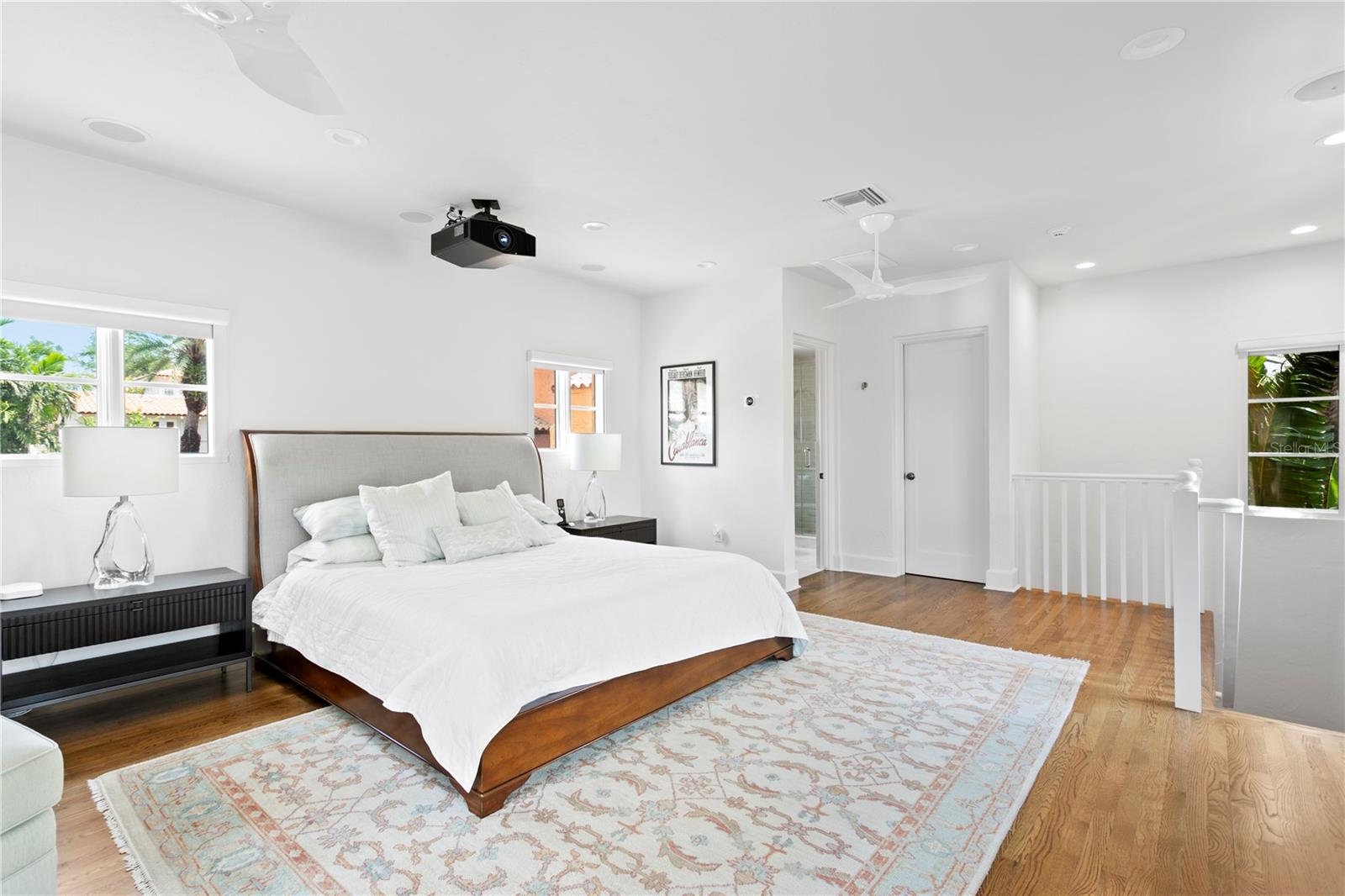 501 BRIGHTWATERS Blvd ST PETERSBURG, FL 33704