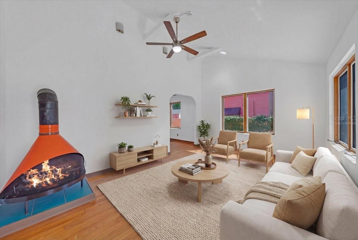 225 17TH Ave ST PETERSBURG, FL 33701