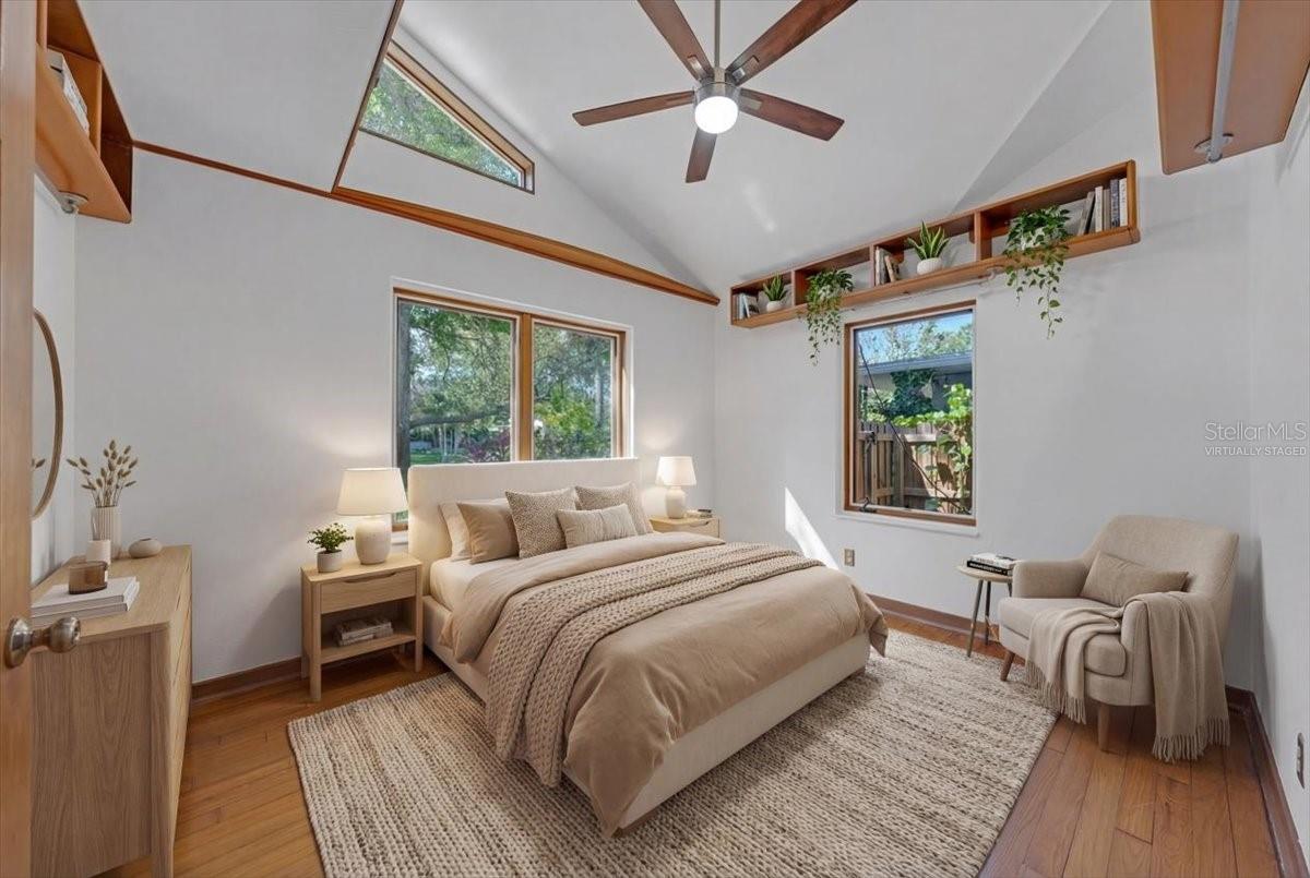 225 17TH Ave ST PETERSBURG, FL 33701