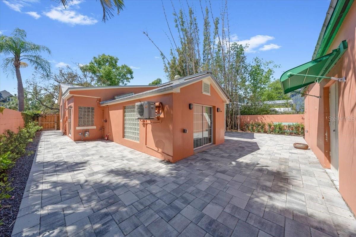 225 17TH Ave ST PETERSBURG, FL 33701