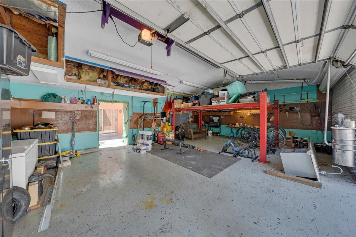 225 17TH Ave ST PETERSBURG, FL 33701