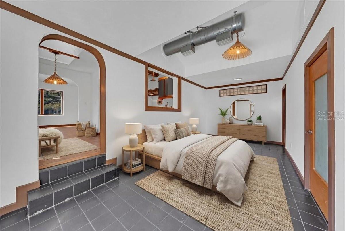 225 17TH Ave ST PETERSBURG, FL 33701