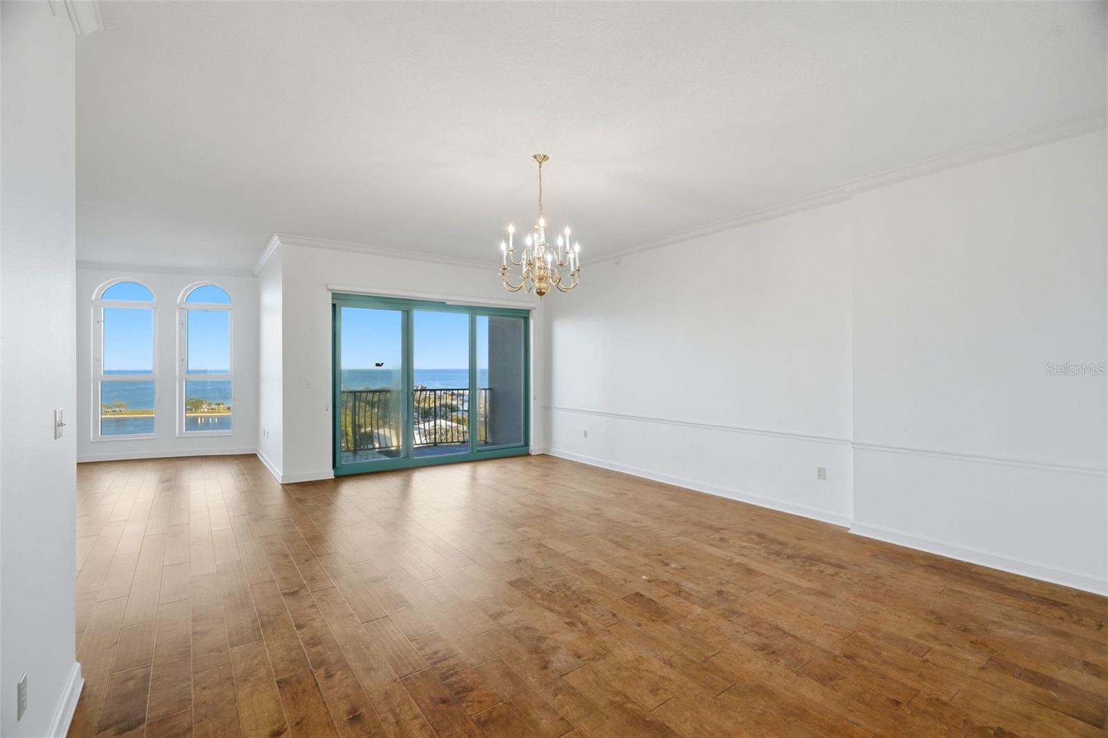 288 Bch Dr #10B ST PETERSBURG, FL 33701