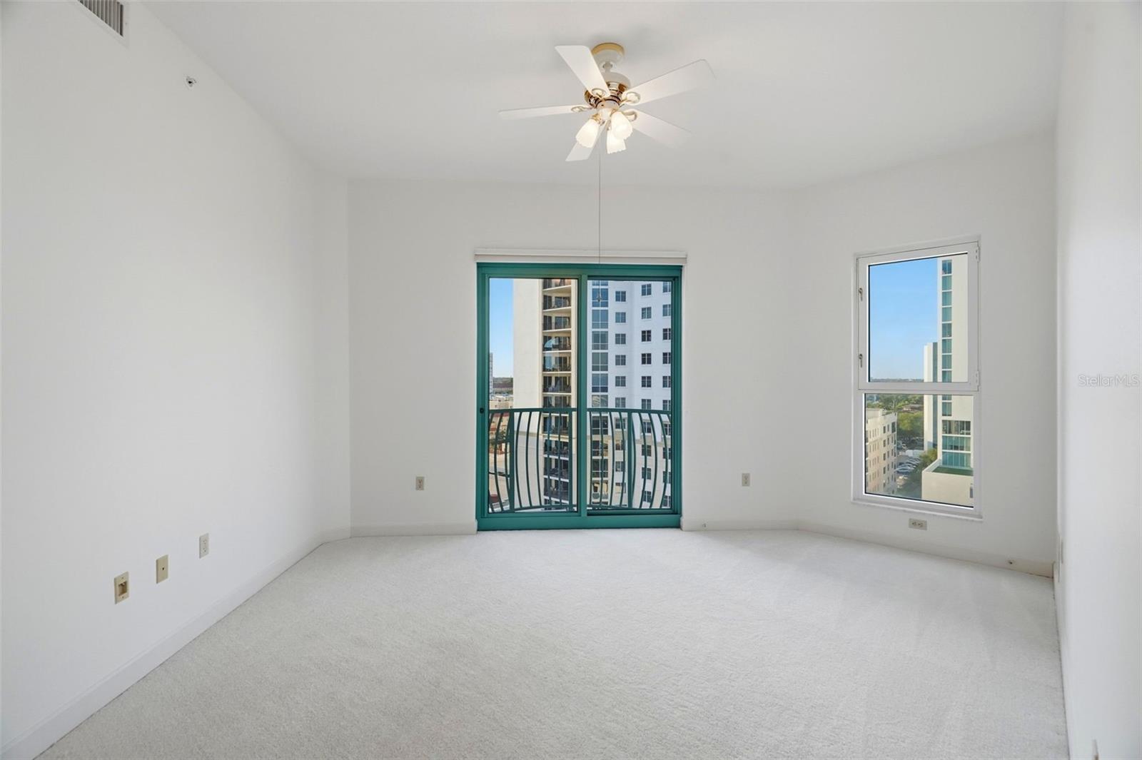 288 Bch Dr #10B ST PETERSBURG, FL 33701
