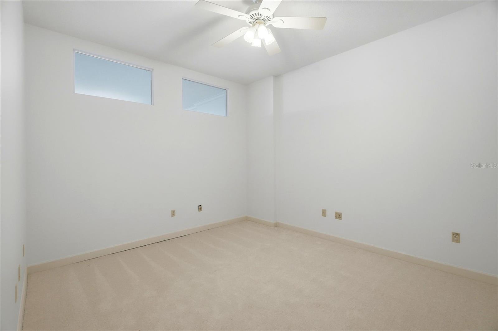 288 Bch Dr #10B ST PETERSBURG, FL 33701