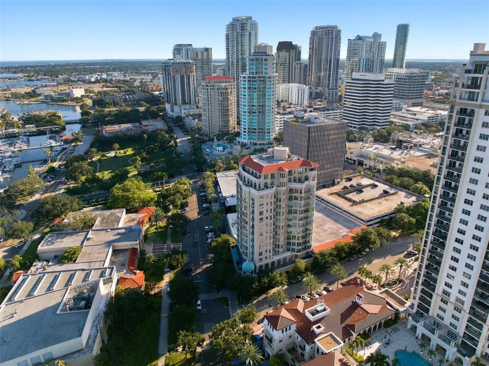 288 Bch Dr #10B ST PETERSBURG, FL 33701