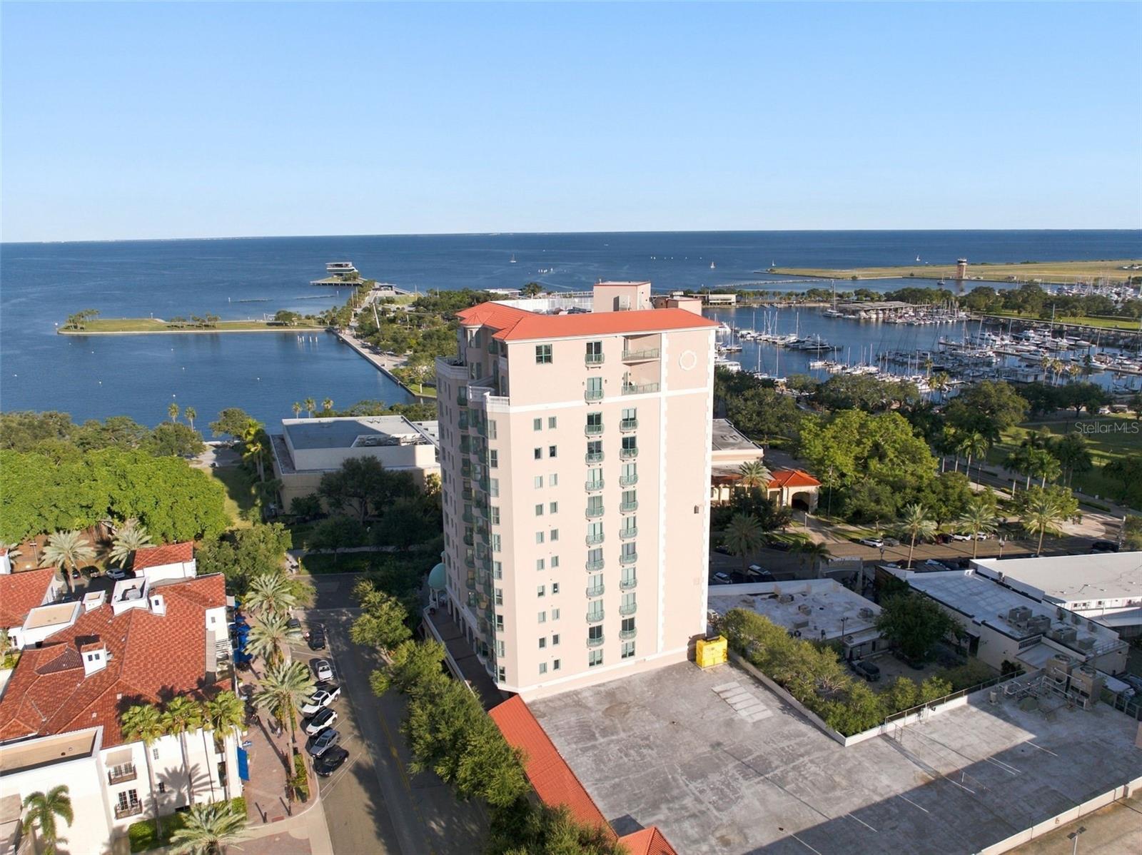 288 Bch Dr #10B ST PETERSBURG, FL 33701
