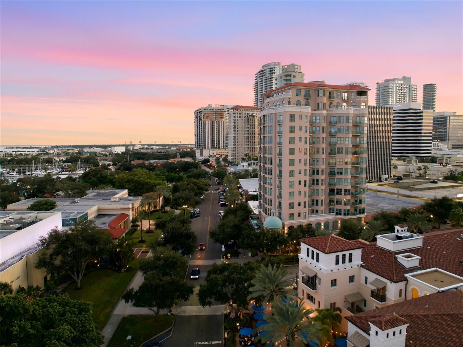 288 Bch Dr #10B ST PETERSBURG, FL 33701