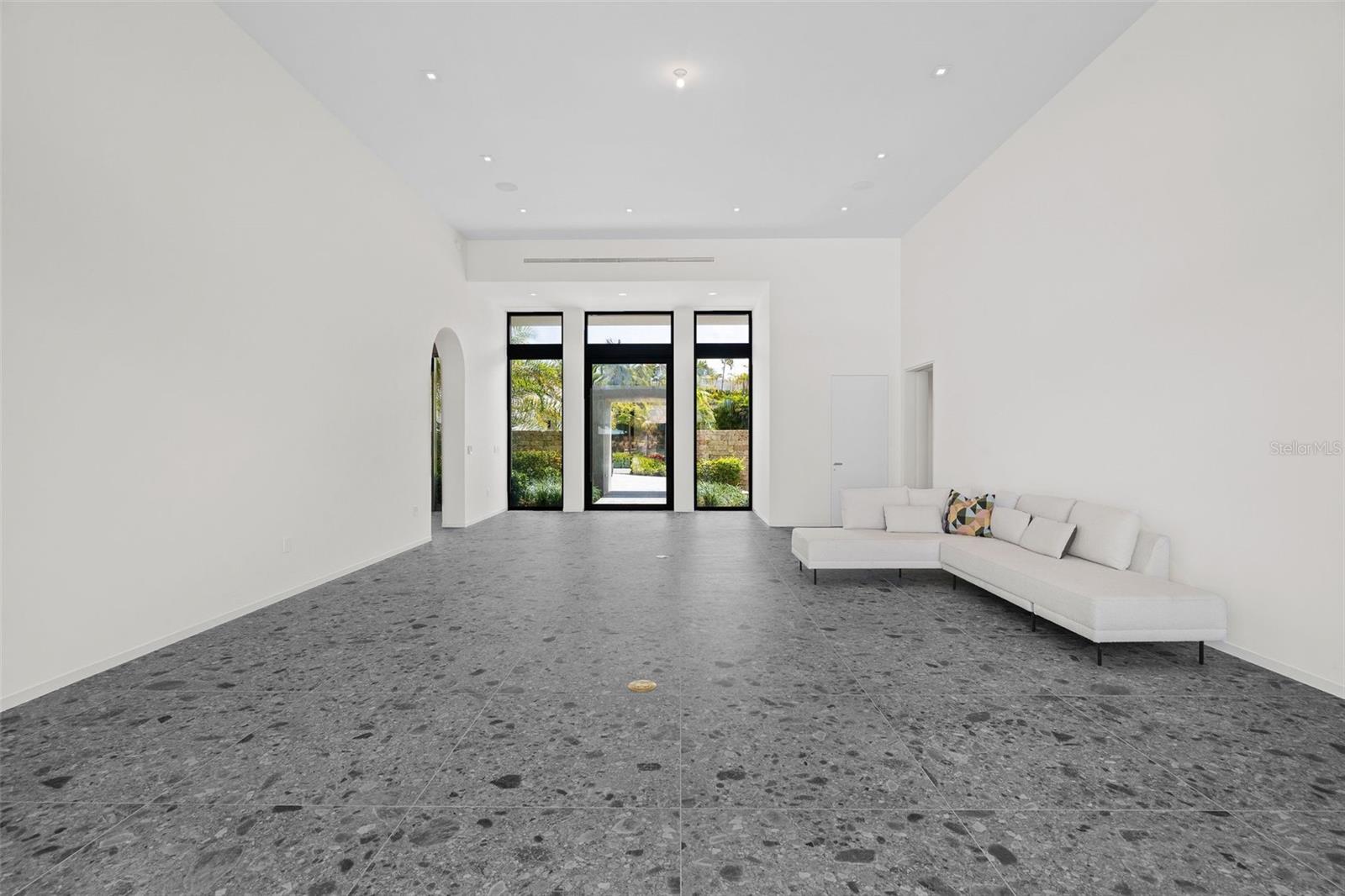 202 LEGACY DORADO Bch EAST DORADO, PR 00646