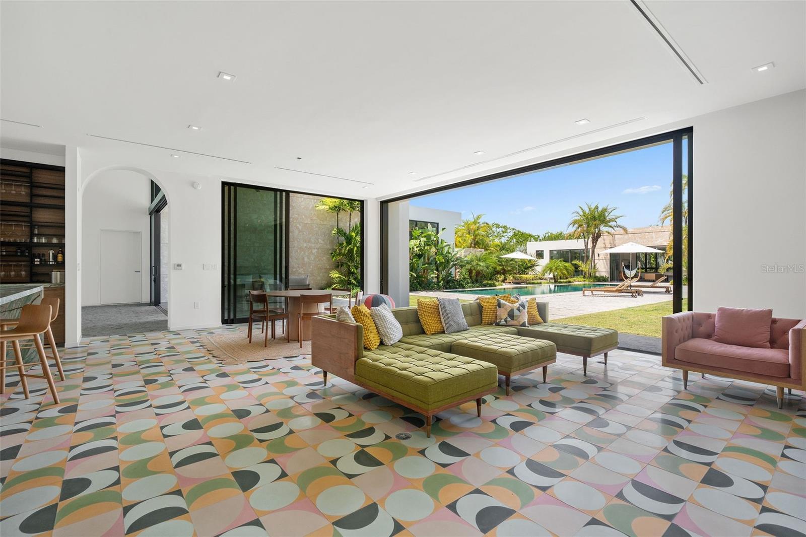 202 LEGACY DORADO Bch EAST DORADO, PR 00646