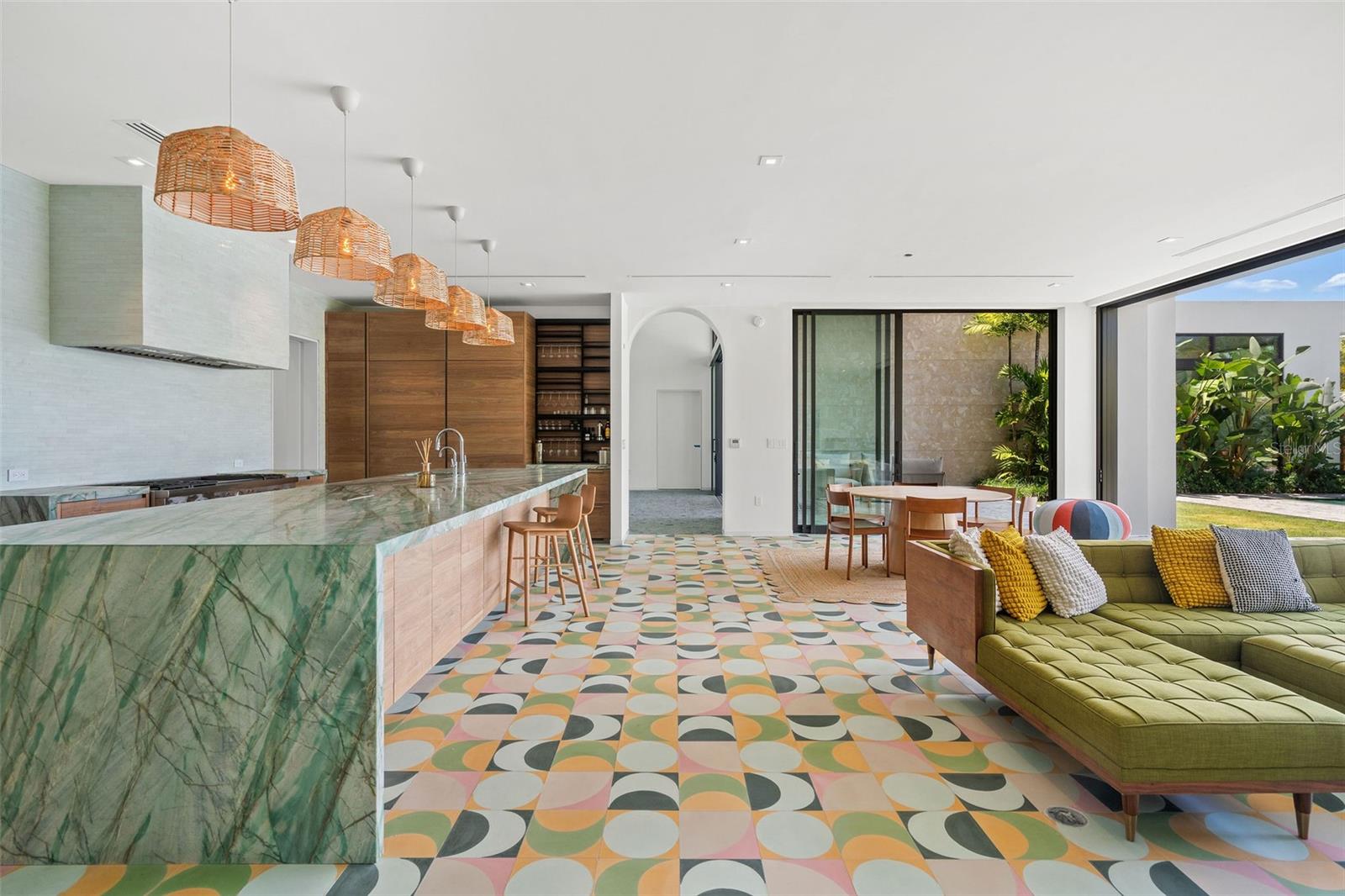 202 LEGACY DORADO Bch EAST DORADO, PR 00646